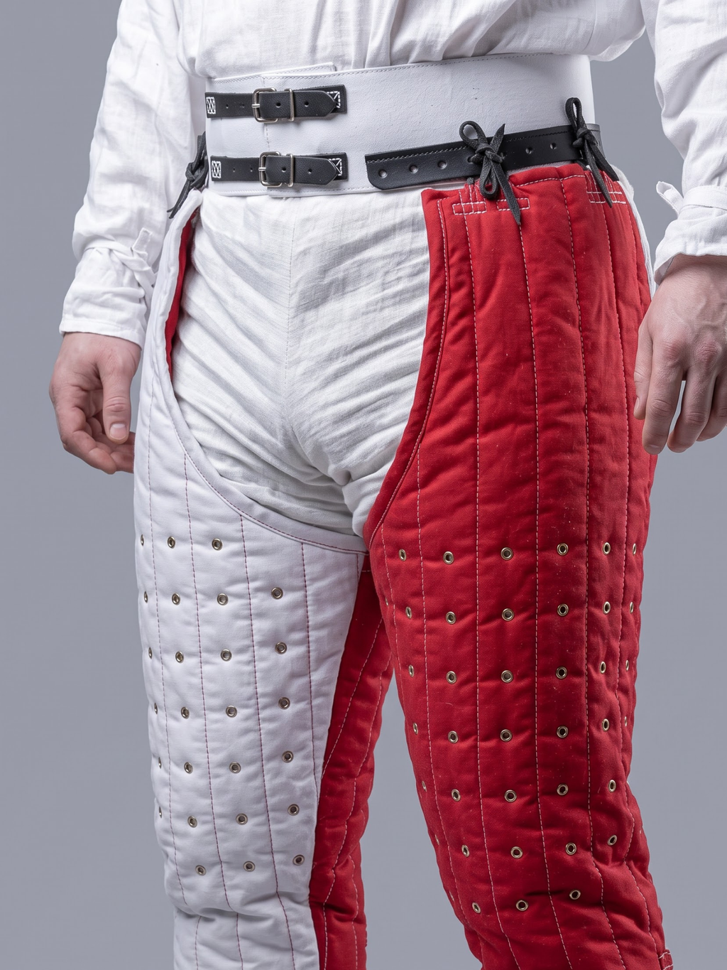 Men’s Medieval Padded Chausses – Quilted Leg Armor for LARP, SCA & Historical Reenactment