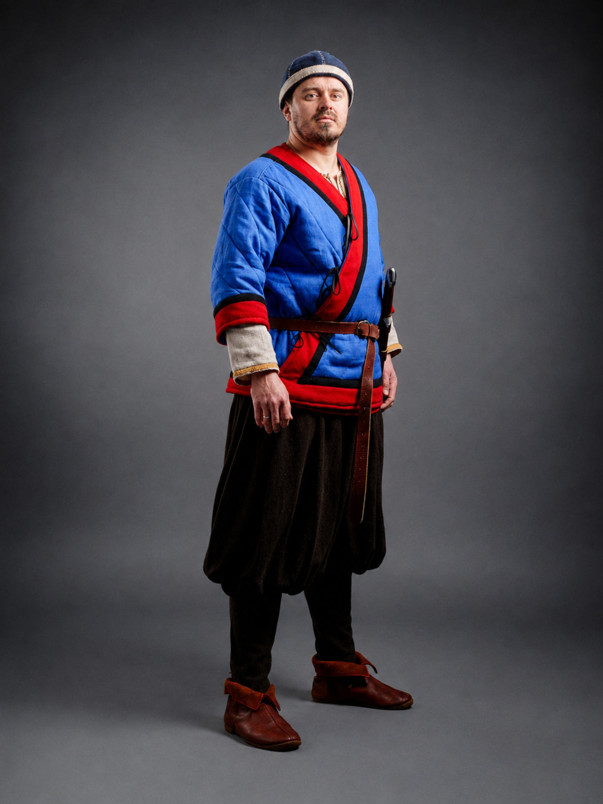 Men's Medieval Padded Tunic and Breeches Costume for LARP